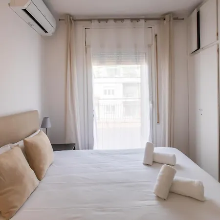 7crom1130 - 2bd Eixample With A Big Terrace バルセロナ